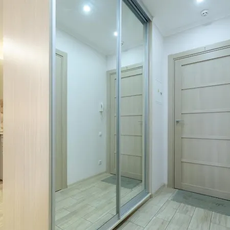 Petrovdom 3-143 In Rc Park, 7 John Mccain Street * Kyiv